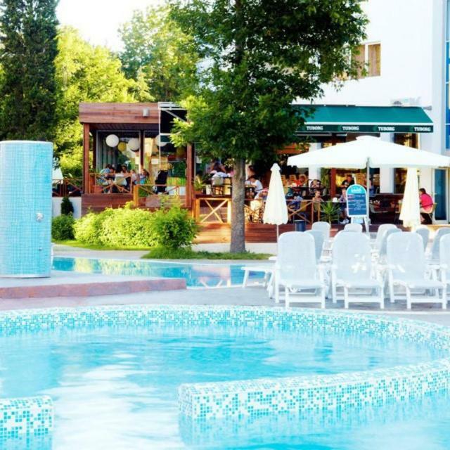 גולדן סנדס Green Park Hotel מראה חיצוני תמונה
